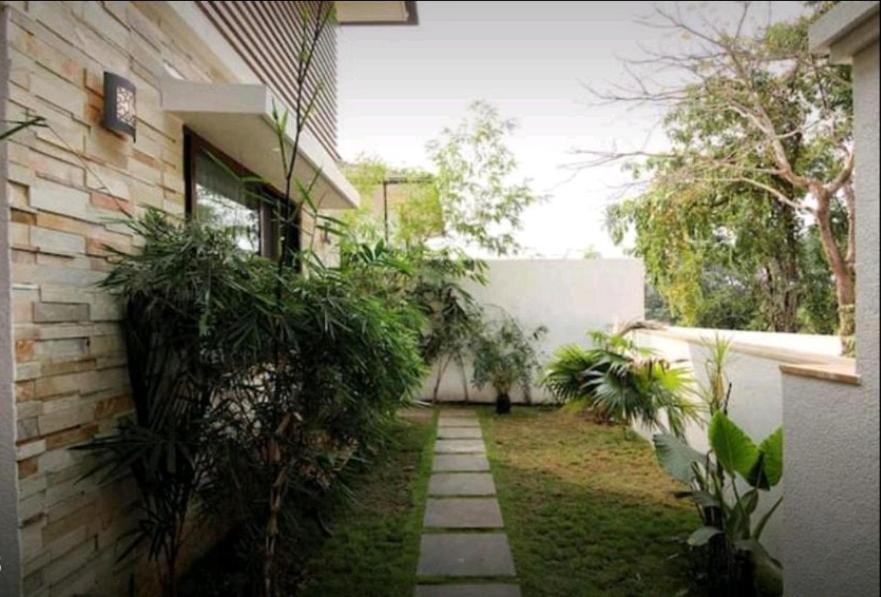 Frangipani Villa อันจูนา ภายนอก รูปภาพ
